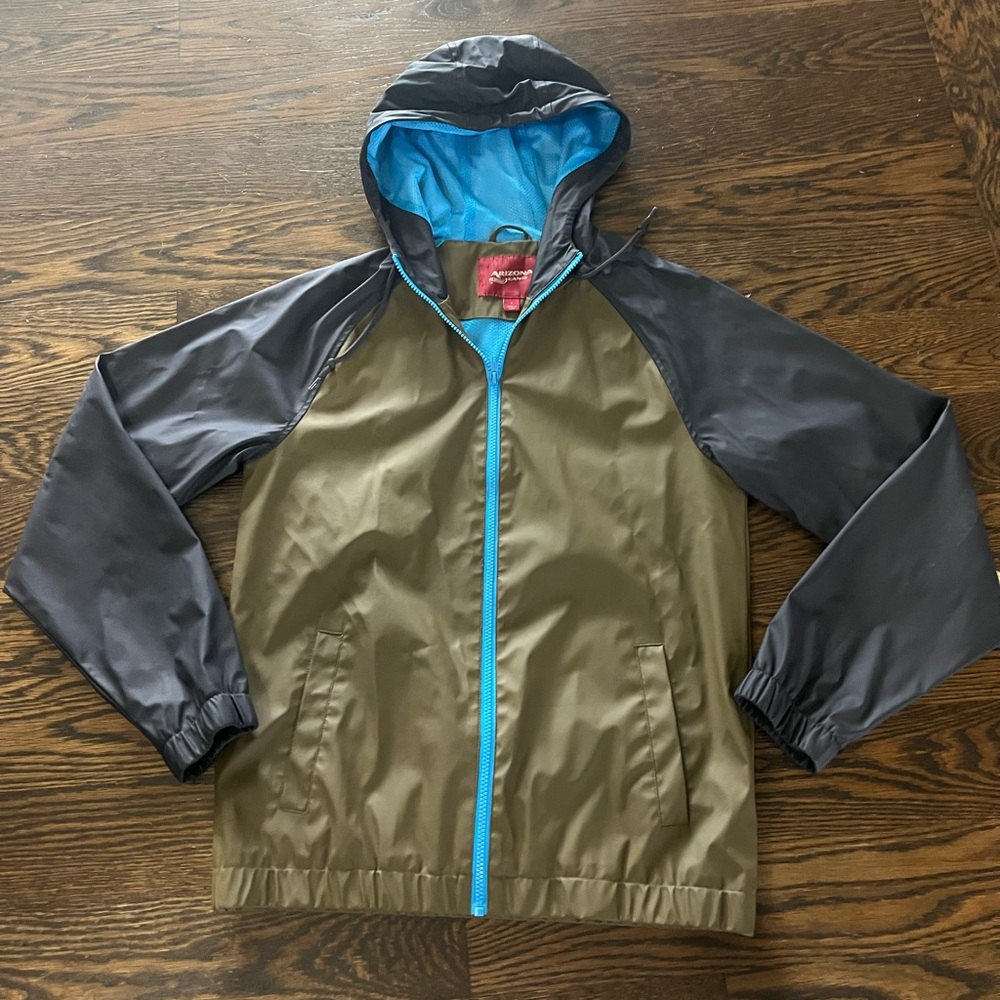 Arizona Jean Company mens Olive and black Raincoat small hooded